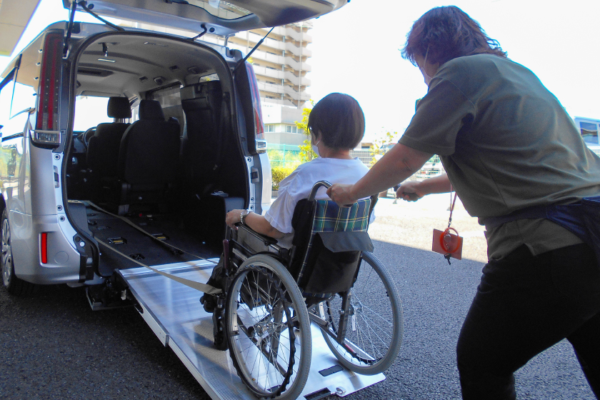 移送車